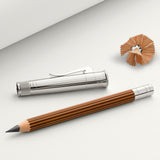 118555_Perfekter-Bleistift-im-Magnumformat_Stimmung_braun_platiniert_1728x1728_72